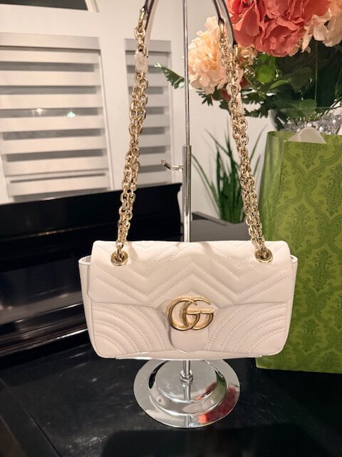 Gucci GG Marmont medium shoulder bag - Image 3