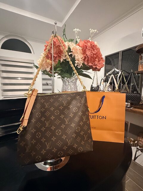 Louis Vuitton Multipass Mono - Image 6
